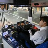 夢の続きと現実を走る サッカー選手とバス運転士 人生「二刀流」に懸ける