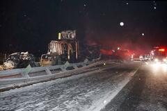 群馬の関越道67台事故2人死亡