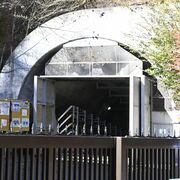 日光の「地図にないトンネル」は全国唯一の施設への入り口だった　一部マニアに人気でも…