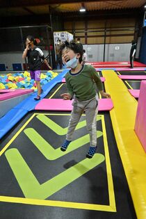 トランポリンパークがオープン　足利