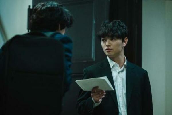 (C)呉勝浩/講談社 (C)2025映画『爆弾』製作委員会