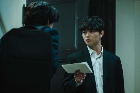 （Ｃ）呉勝浩／講談社　（Ｃ）２０２５映画『爆弾』製作委員会