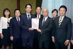 住宅高騰対策で「空室税」