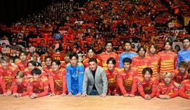 新監督「タイトル目指す」