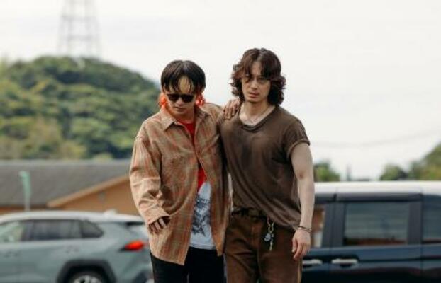 (C)2025映画「愚か者の身分」製作委員会