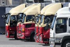 【夕刊】長距離トラック中継輸送に税優遇