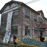 足利の廃校舎活用　あす子ども向けイベント　建物で発見された巨大こいのぼ…