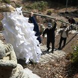 宇都宮・岩本観音　伝統の雷電神社梵天奉納　災害除けと五穀豊穣祈る