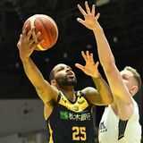 監督のスタイル「最後まで貫きたい」　天国へささげる１勝　ブレックス、北海道に快勝