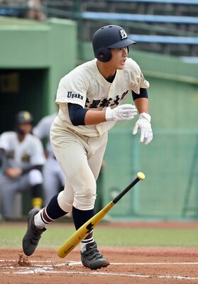 打率８割１分８厘をマークする文星付の１年生主砲・佐藤駿