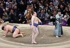 安青「前へ」信念貫く