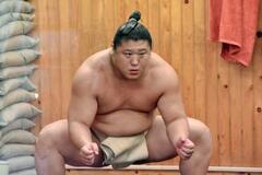 関脇若隆景は６勝１敗と順調