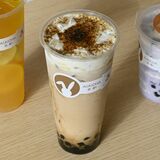 最後まで飽きずに楽しめる　炙り黒糖ミルクティー　ＡＩＡＩＣＨＡ会茶（小山）
