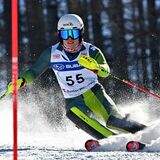 アルペンスキー回転　男子・深澤（足大付）接戦制し初V　女子・大西（足大付）が栄冠