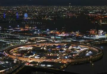 万博来場者２５００万人突破