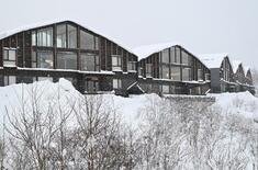 もはや「異国」の高級リゾート地、ニセコに建つ10億円別荘、所有者は誰?