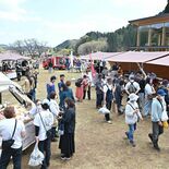 スノーピーク鹿沼開業１周年祭　マルシェなどにぎわう　麻や組子体験、なん…
