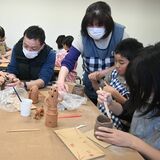 子どもたちが「はにわ作り」に挑戦　壬生で教室開催　粘土から馬や人形を制作