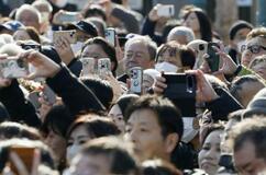 ユニーク公約で一線画す