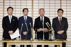 【夕刊】皇位継承策、引き続き検討