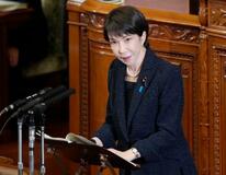 首相、カタログギフト返還求めず