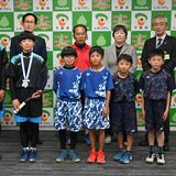 ソフトテニス小学生大会　全国準Vを報告　下野・鈴木君ら市長表敬