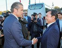 米韓国防相が板門店を視察