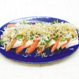 素材を活かしたヘルシーな一皿トマトの和風カプレーゼ