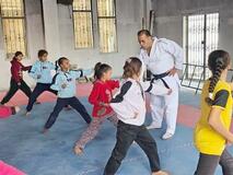 ガザの空手教室、子どもの支えに