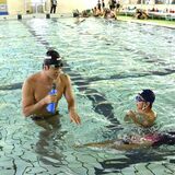 競泳の水沼選手、出身地・真岡で初の教室 小学生に泳ぐ楽しさ伝授