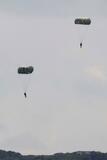 米軍嘉手納で中止要求の降下訓練