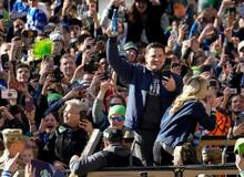 シーホークスが優勝パレード