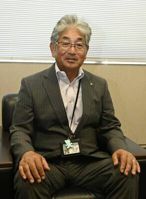 小菅一弥氏