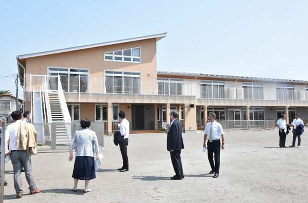 完成したなすからこども園の園舎