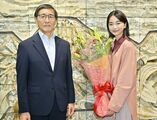 来春朝ドラ「風、薫る」主演・見上愛さん　劇中で最も多く使う栃木弁はやっぱり…　下野新聞社訪問時の一問一答