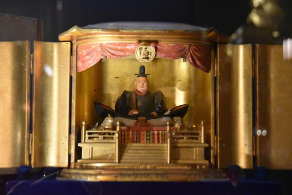 日光山輪王寺で公開されている徳川家康公座像