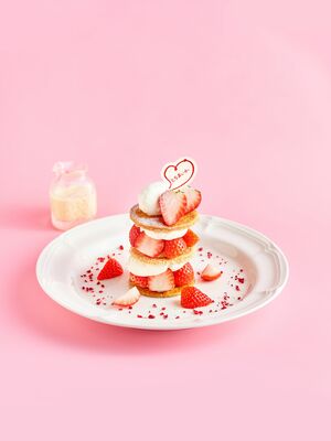 フダンカフェで提供するミルフィーユ