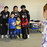壬生のコストコにプロスポーツ選手集結　栃木GBと栃木シティ、ファンや買…