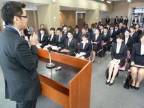 企業の説明　１５０人耳傾ける／宇都宮で就職ガイダンス