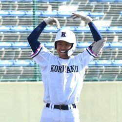 国学栃木、序盤から機動力を発揮　石川（石橋）被安打４で完封　秋季栃木県高校野球第７日、８強出そろう