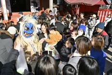 鬼改心させて福を参拝客に