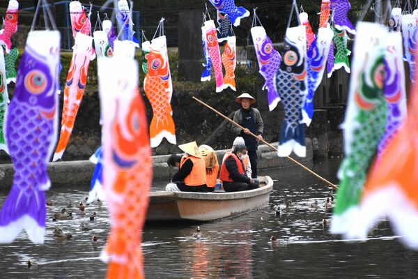 巴波川を彩るこいのぼり
