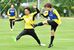 ７日のＪ３北九州戦に向けて練習する栃木ＳＣの選手たち