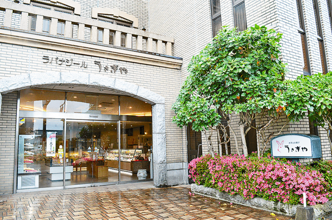 店舗は大正時代の洋館をイメージ