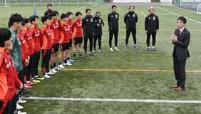 日本代表候補が合宿　