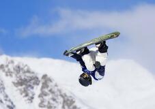 木俣、４位通過 長谷川９位