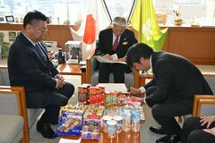 災害時 菓子類など供給