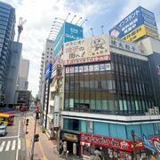 JR宇都宮駅西口の人気餃子店が閉店へ　再開発で景色が一変？　店舗移転先、“あの石像…