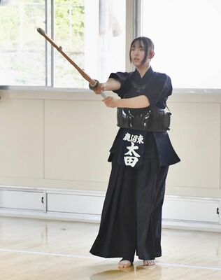 関東大会に向けて練習に励む鹿沼東の太田＝鹿沼東高