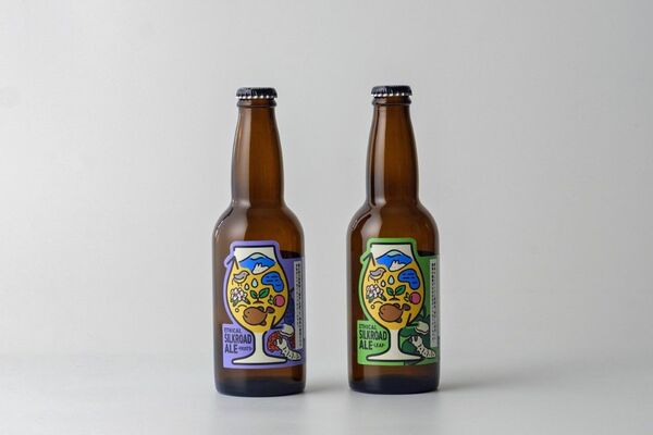 エシカルビール「シルクロードエール」の「リーフ」（左）と「フルーツ」